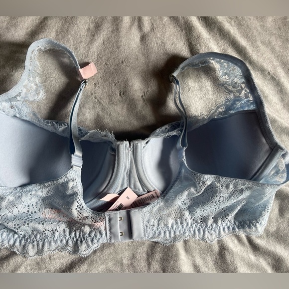 Lace Underwire Bra in Light Blue - Picture 6 of 8